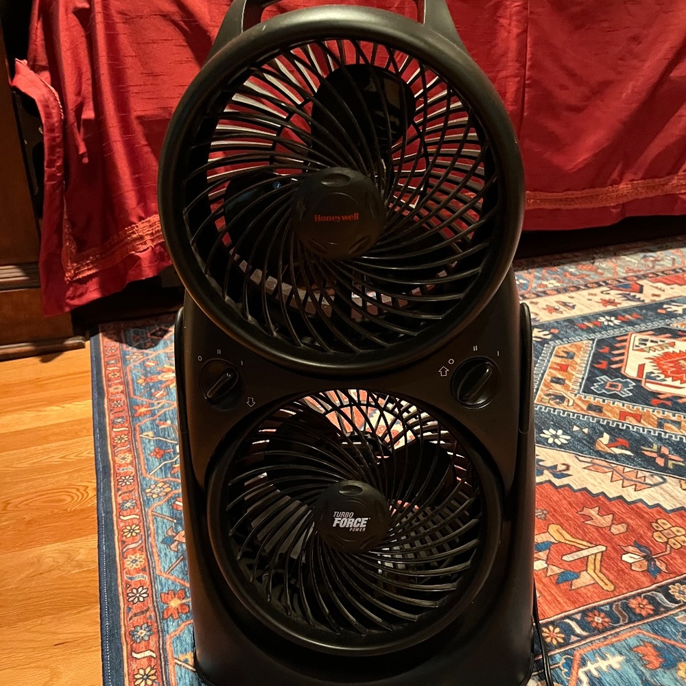 Black double air fan